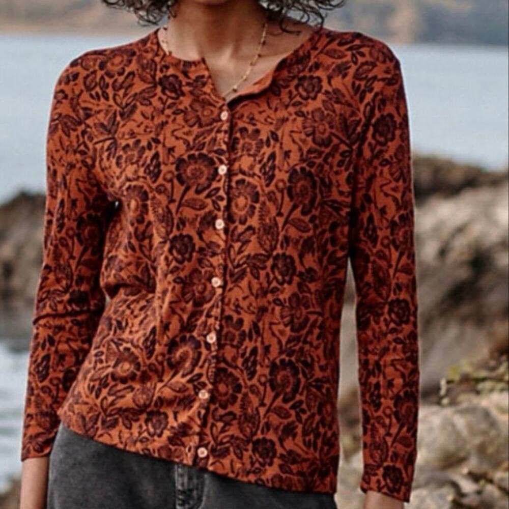 GARNET HILL Women's XS Signature Eco Merino Cardigan Botanical Forest Animals